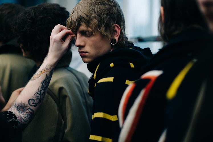 Le-21eme-Adam-Katz-Sinding-Backstage-Sacai-Paris-Mens-Fashion-Week-Fall-Winter-2016-2017_AKS1716