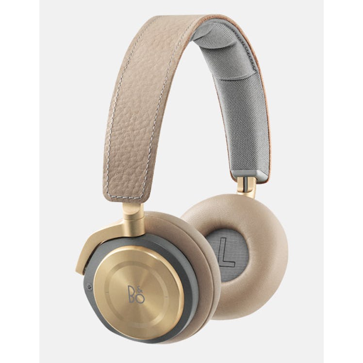 6.-BANG-&-OLUFSEN-BEOPLAY-H8-$499-BEOPLAY.COM