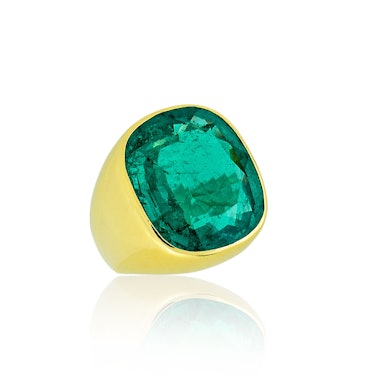 Suzanne-Belperron-at-Stephen-Russell-22-Carat-Colombian-Emerald-Ring,-Price-Upon-Request,-at-www.Ste...