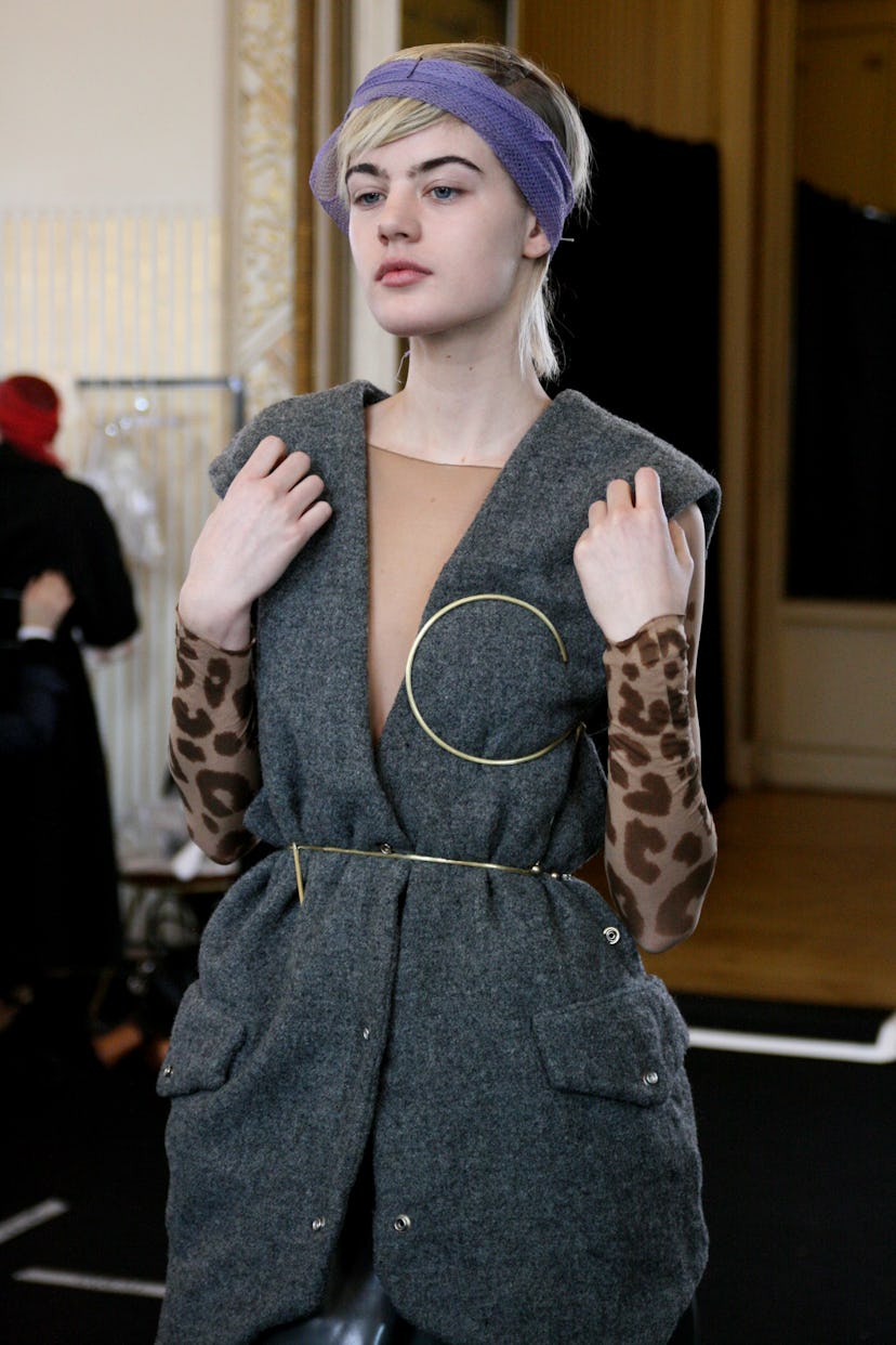 ACNE 10