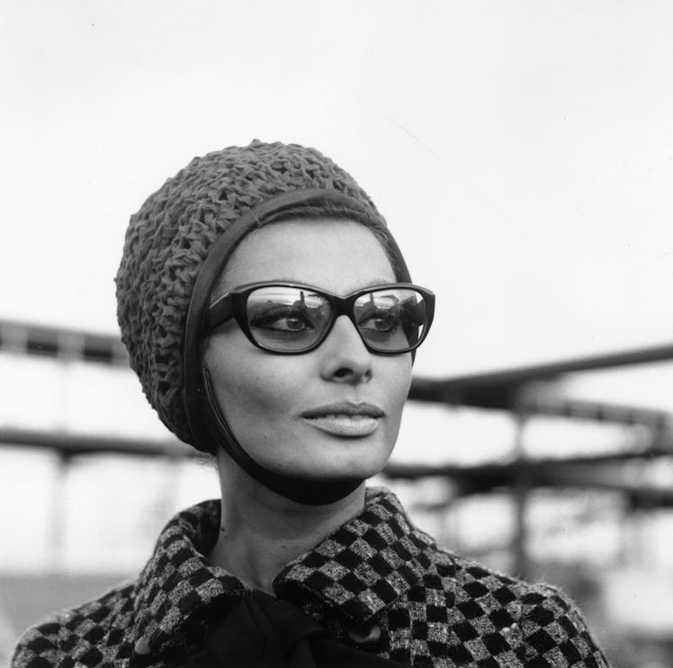 Sophia Loren at Heathrow airport in 1965.