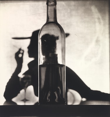 Irving Irving Penn Behind Bottle (Jean Patchett)