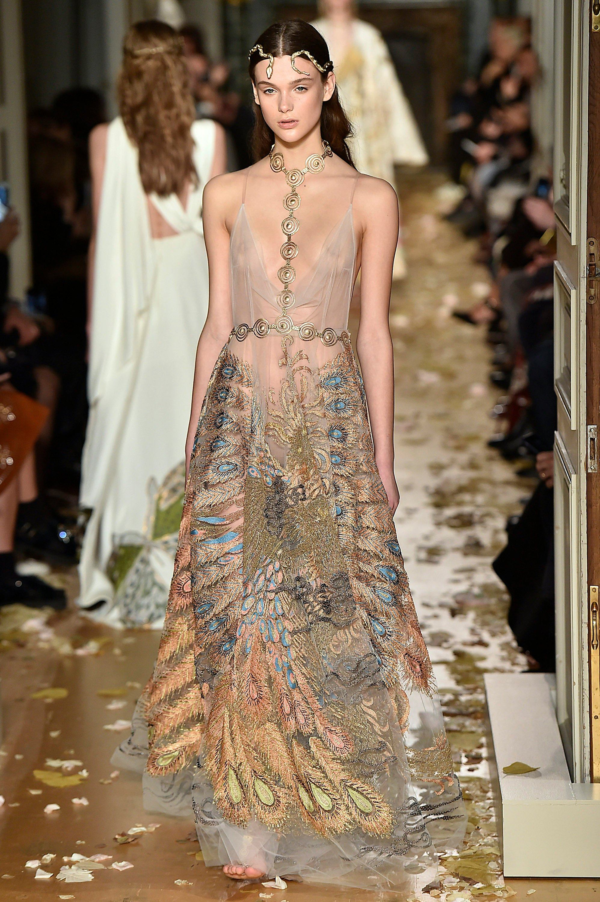 Maria Grazia Chiuri s Best Looks From Her Time at Valentino