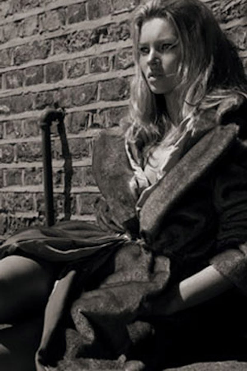 cear_katemoss_01_v.jpg