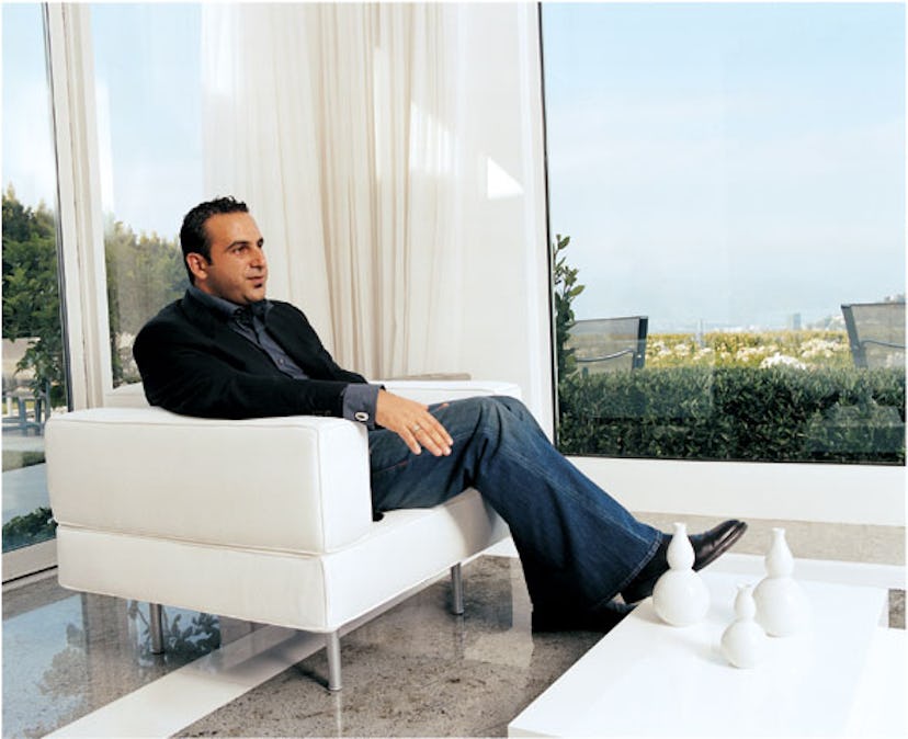 cear_nazarian_01_h.jpg