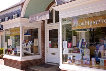 blog_bookstores_hamptons_01.jpg