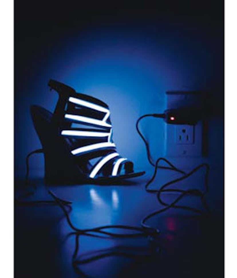 acar_light_heels_v.jpg