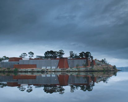 soar_tasmania_01_h.jpg