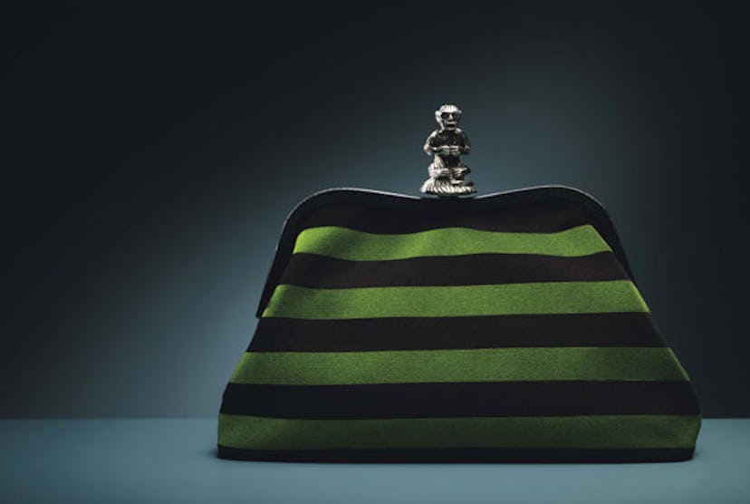 acar_prada_bag_h.jpg
