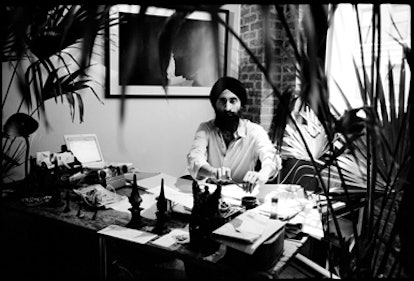 blog_at_work_with_waris.jpg