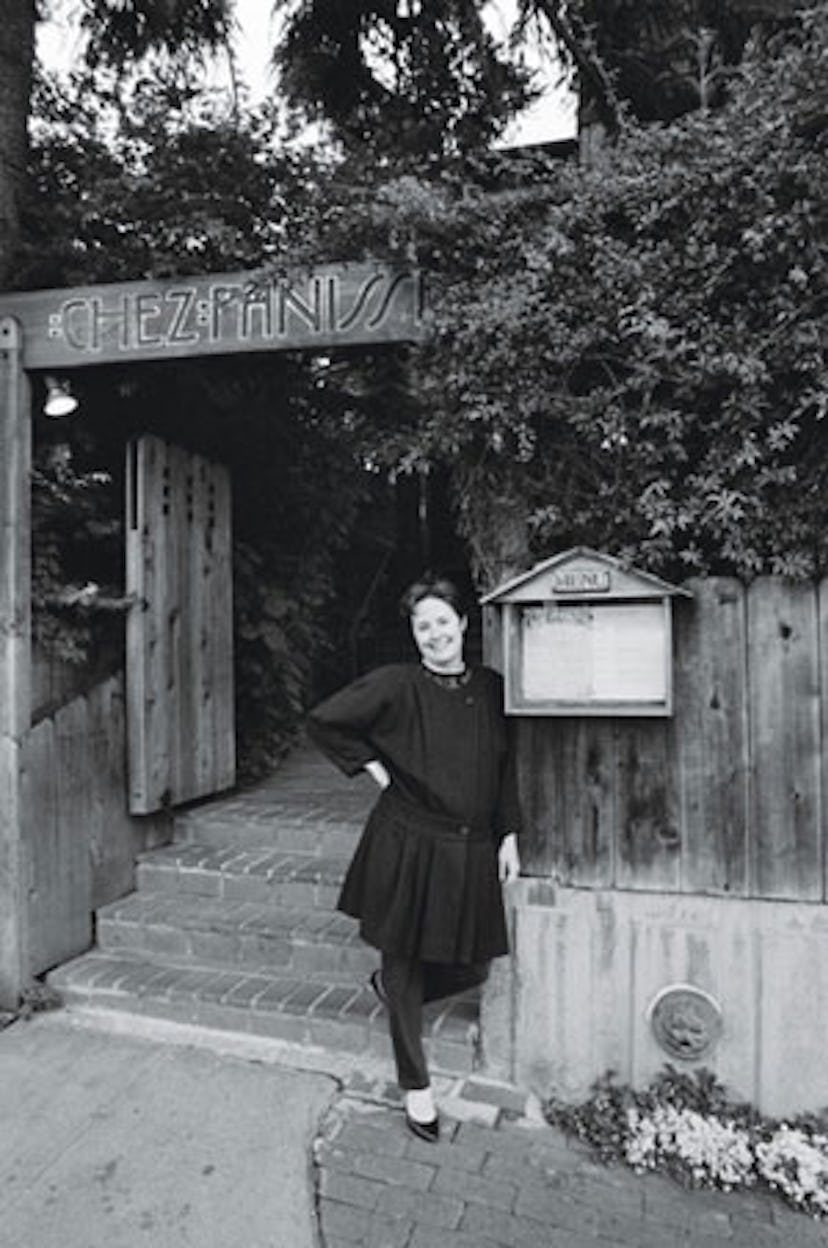 trar-alice-waters-v.jpg