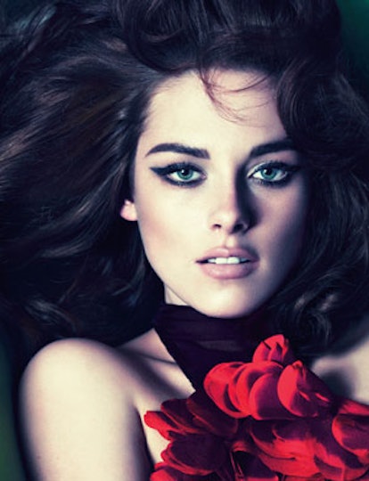 Kristen Stewart's Best Red Carpet Looks From Twilight To Spencer