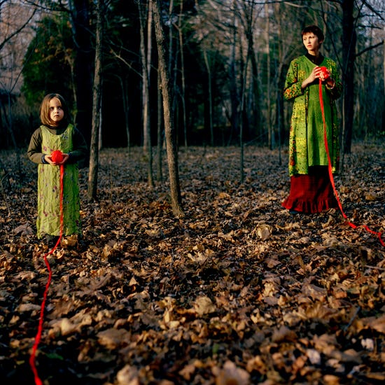 Anna & Eve　Viktoria Sorochinski Anna and Eve - Photographs by Viktoria Sorochinski | LensCulture