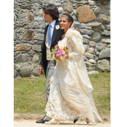 blog-long-sleeved-wedding-dresses-02.jpg