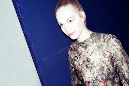 blog-valentino-couture-fall-2012-backstage-runway-12-h.jpg