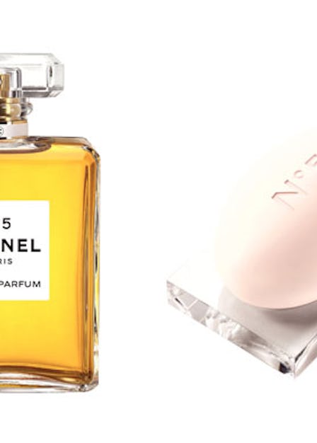 blog-chanel-no-5-parfume-and-soap.jpg
