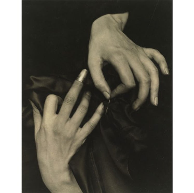 8886-Stieglitz%2C-Hands-with-Thimble.jpg