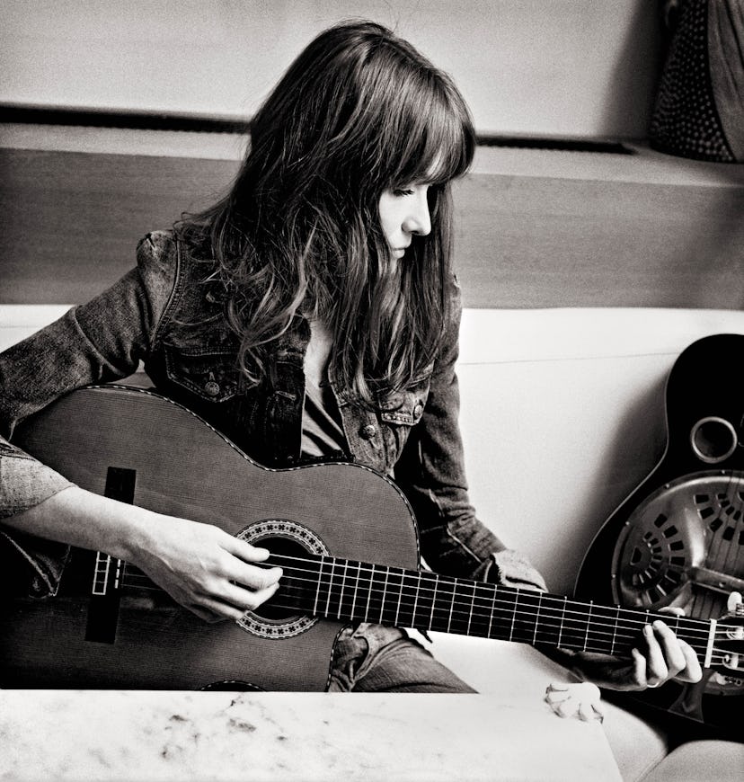 blog-carla-bruni-little-french-songs
