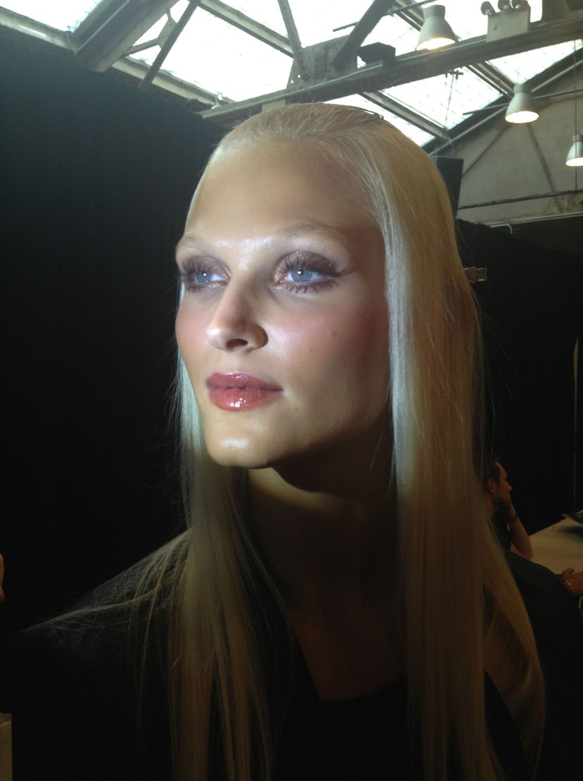 donna-karan-spring-2014-beauty