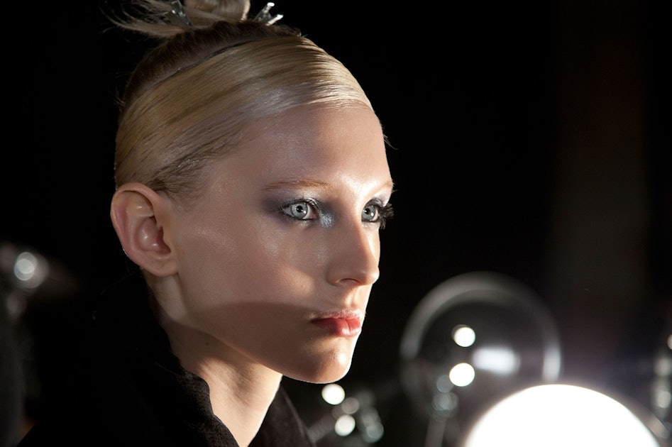 A Look Back at the Best Donna Karan Backstage Beauty Moments