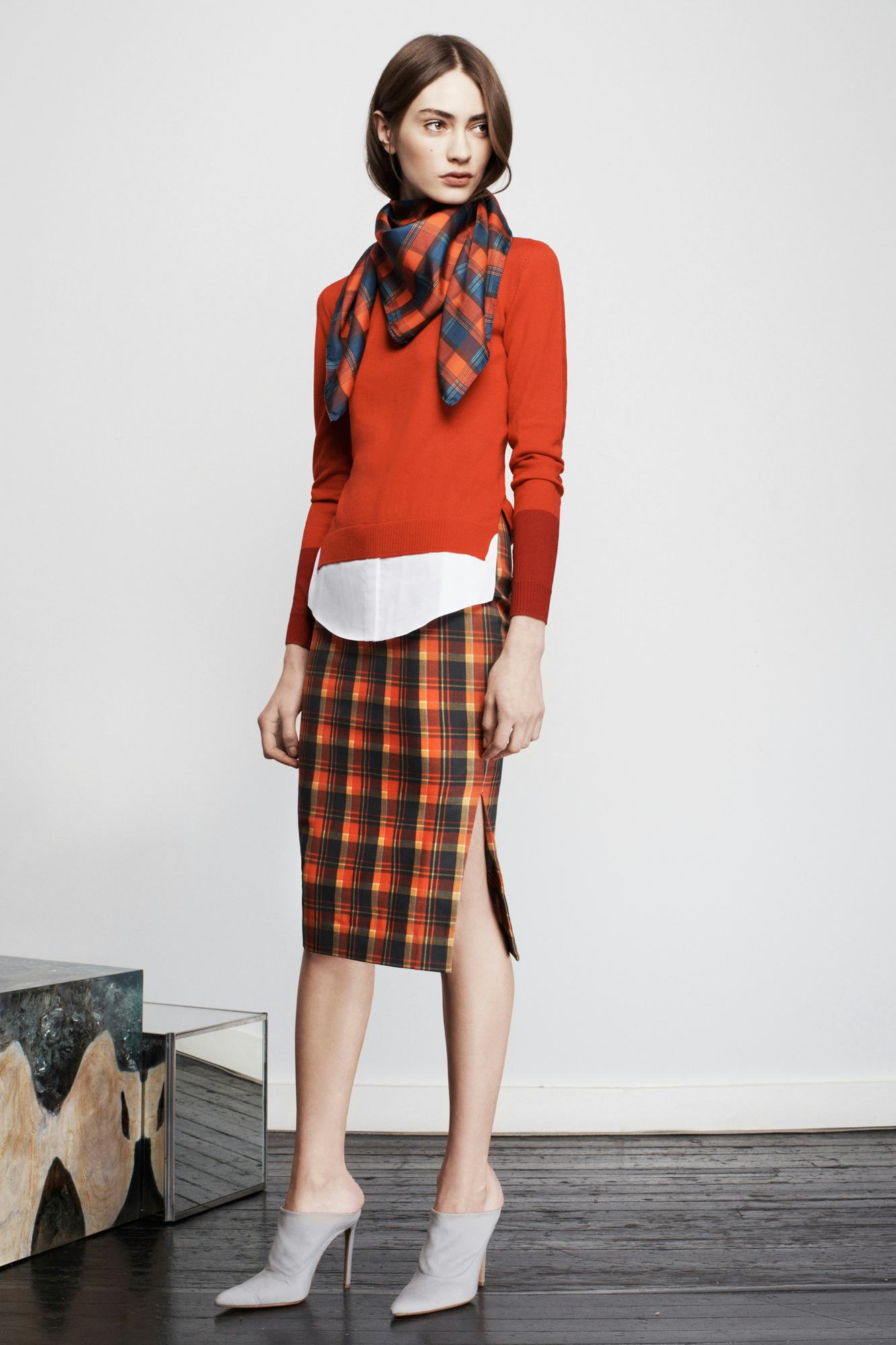 Plaid pencil hotsell skirt zara