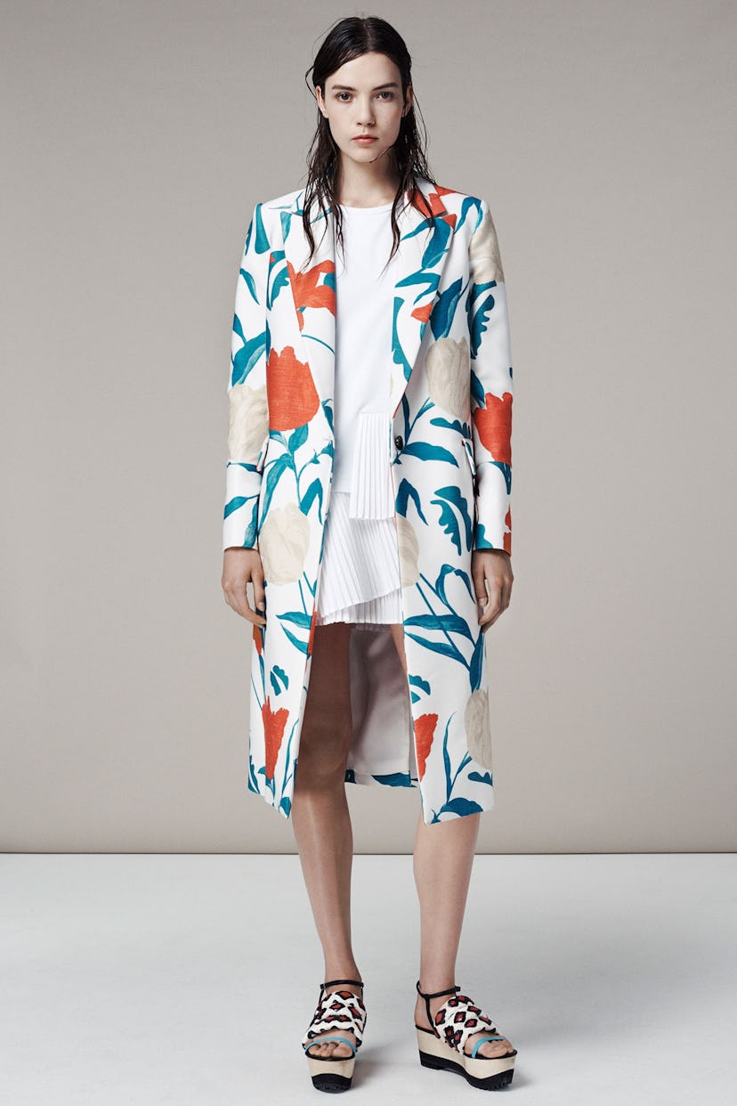 Thakoon Resort 2015