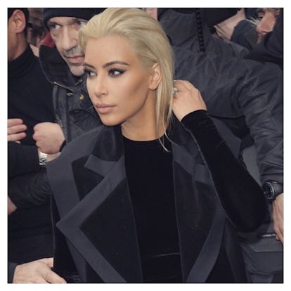 Kim Kardashian debuts her new 'do in Paris