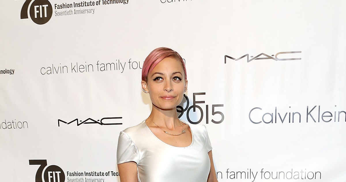 Nicole Richie Is Pretty in Pink