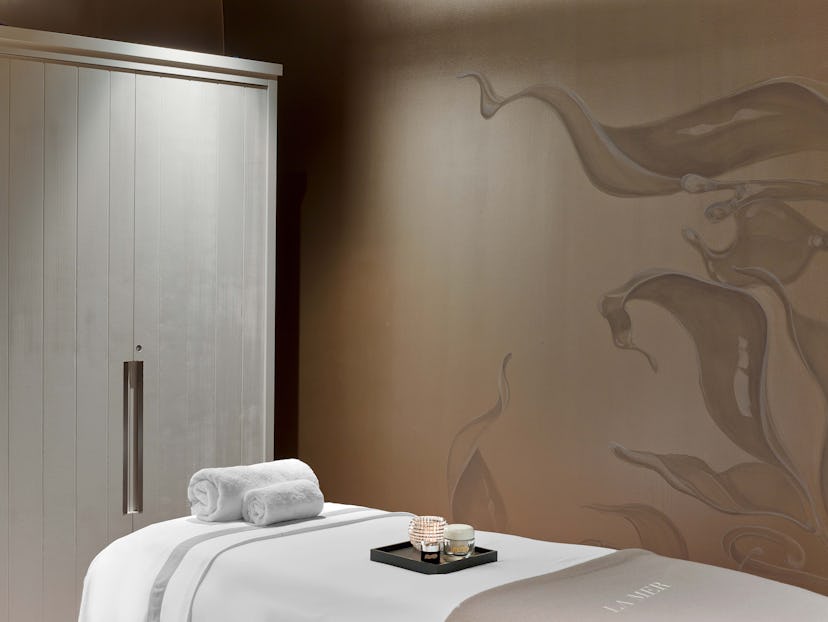 Baccarat Hotel NYC June 2015 Preview (31)_WITH LOGO