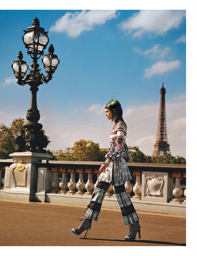0217.w.AM.collections.lo;20_View3.jpg