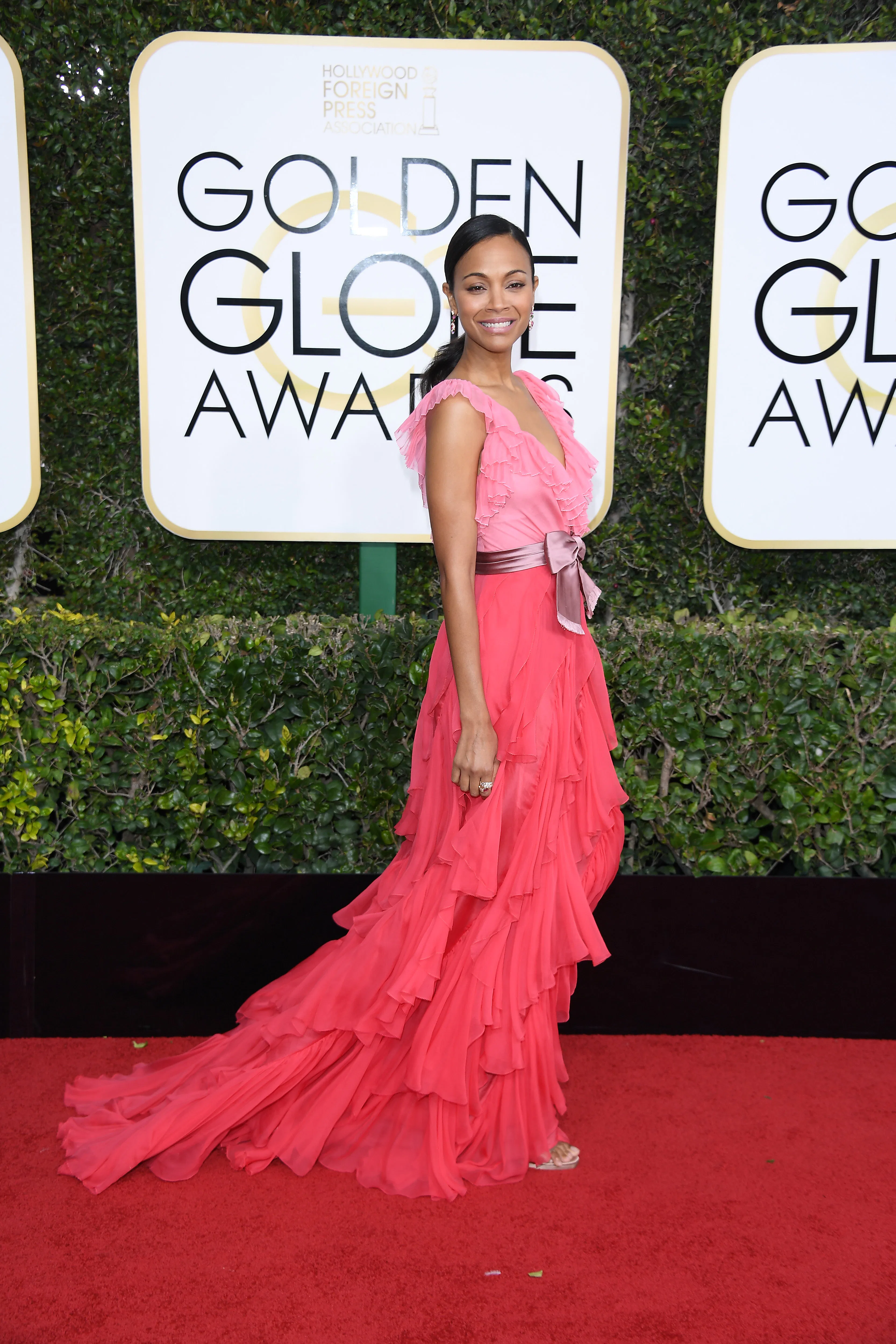phoebe waller bridge golden globes red dress Phoebe Waller-Bridge Red Sequin Gown 2019 Golden Globes