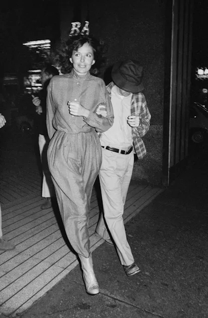 An Appreciation Of Diane Keaton S Kooky Suit Friendly Style From Annie Hall To The Young Pope