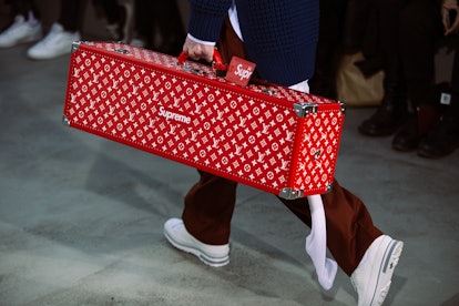 supreme luggage louis vuittons