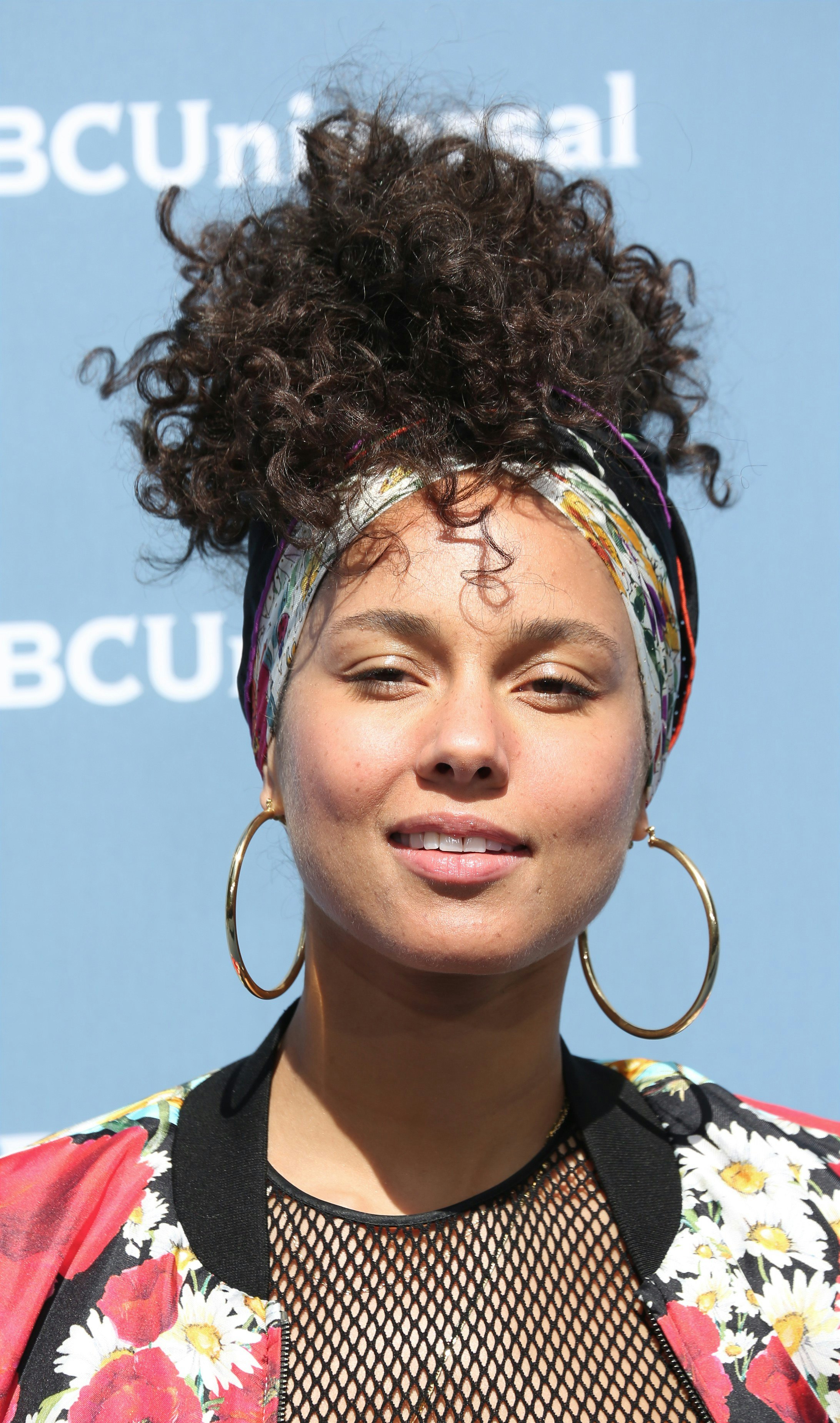 The Evolution of No Makeup Advocate Alicia Keys