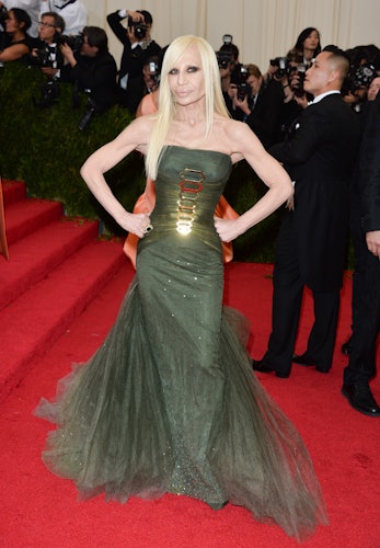 Donatella Versace shows off worryingly thin frame in strapless gown at the  Met Ball - Irish Mirror Online