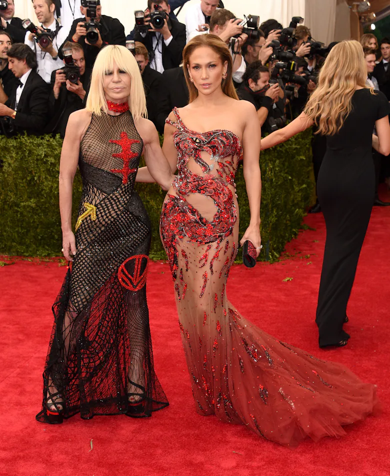 The Evolution of Donatella Versace's Powerful and Bold Personal Style The Evolution of Donatella Versace's Powerful and Bold Personal Style