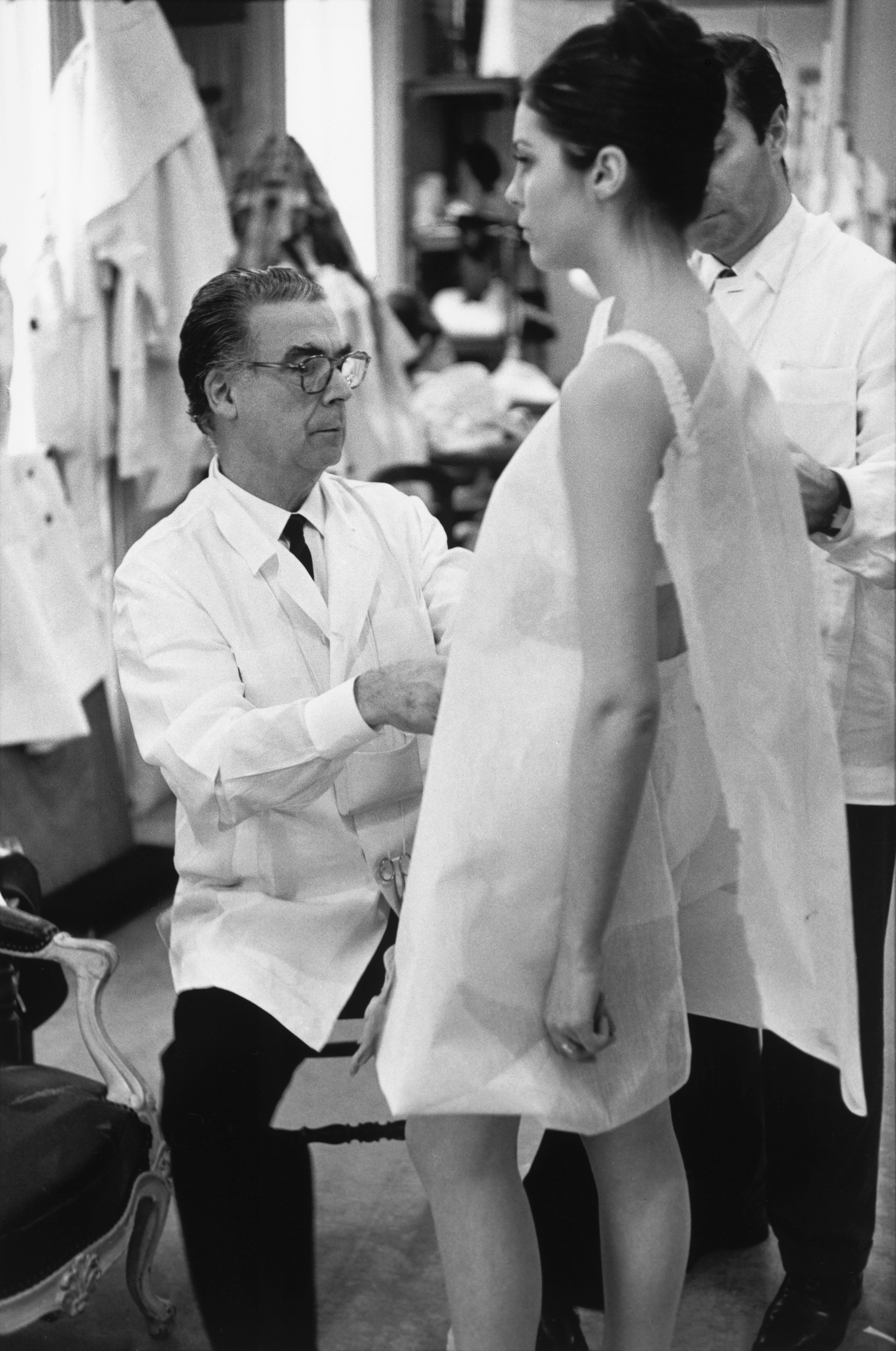 A First Look at the Victoria Albert Museum s Major Balenciaga Exhibition Through the Eyes of Richard Avedon and Irving Penn