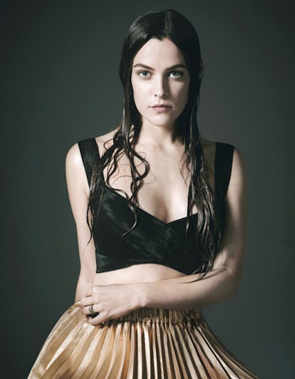 riley-keough-760x976.jpg