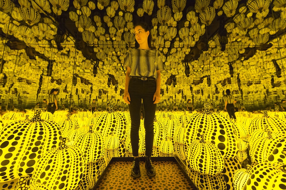 Kusama Infinity Room Reopens at Hirshhorn Exhibition After Sculpture Damage  - The New York Times