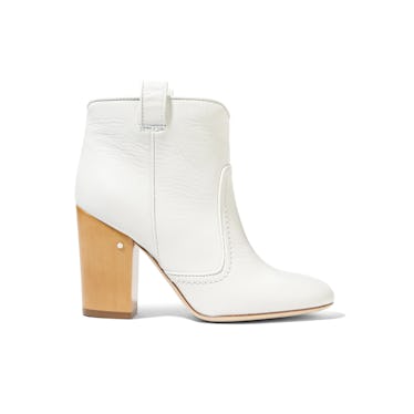 10 Pairs of Bright White Boots to Buy Now