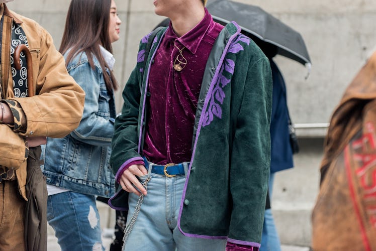 South Korea’s street style star wearing a belt with a chain 