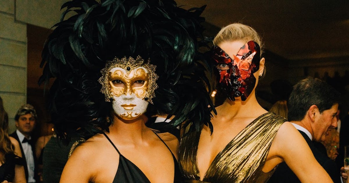 Save Venice 17 Inside New York S Most Extravagant Masquerade Ball Save Venice 17 Inside New York S Most Extravagant Masquerade Ball