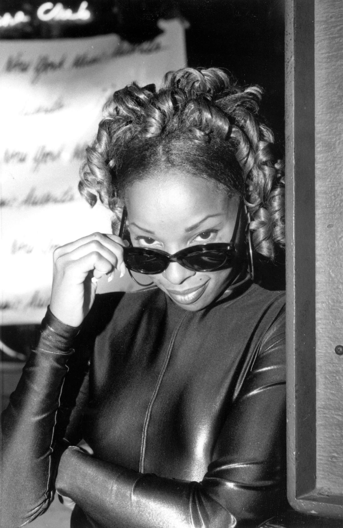 Mary J Blige Eternal Style Icon Has Been A Trendsetter Since The 90s Mary J Blige Eternal Style Icon Has Been A Trendsetter Since The 90s
