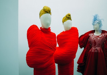 Met Gala 2017: An Early, Up-Close Look at Rei Kawakubo/Comme des ...