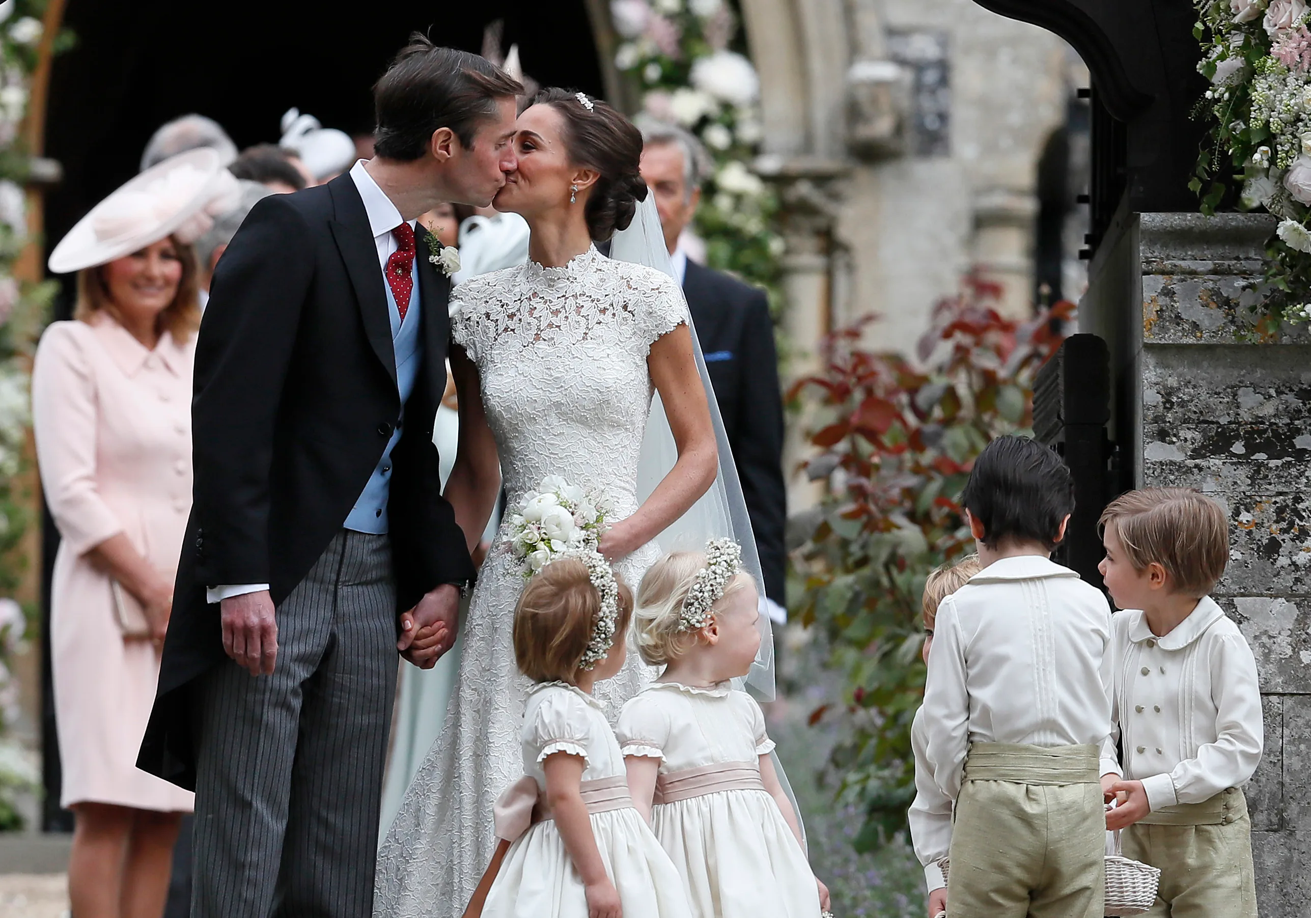 princess pippa wedding dress Pippa Middleton Wore a Couture Giles Deacon Wedding Dress