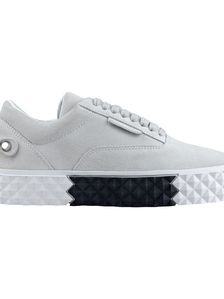 Reign Sneaker In White