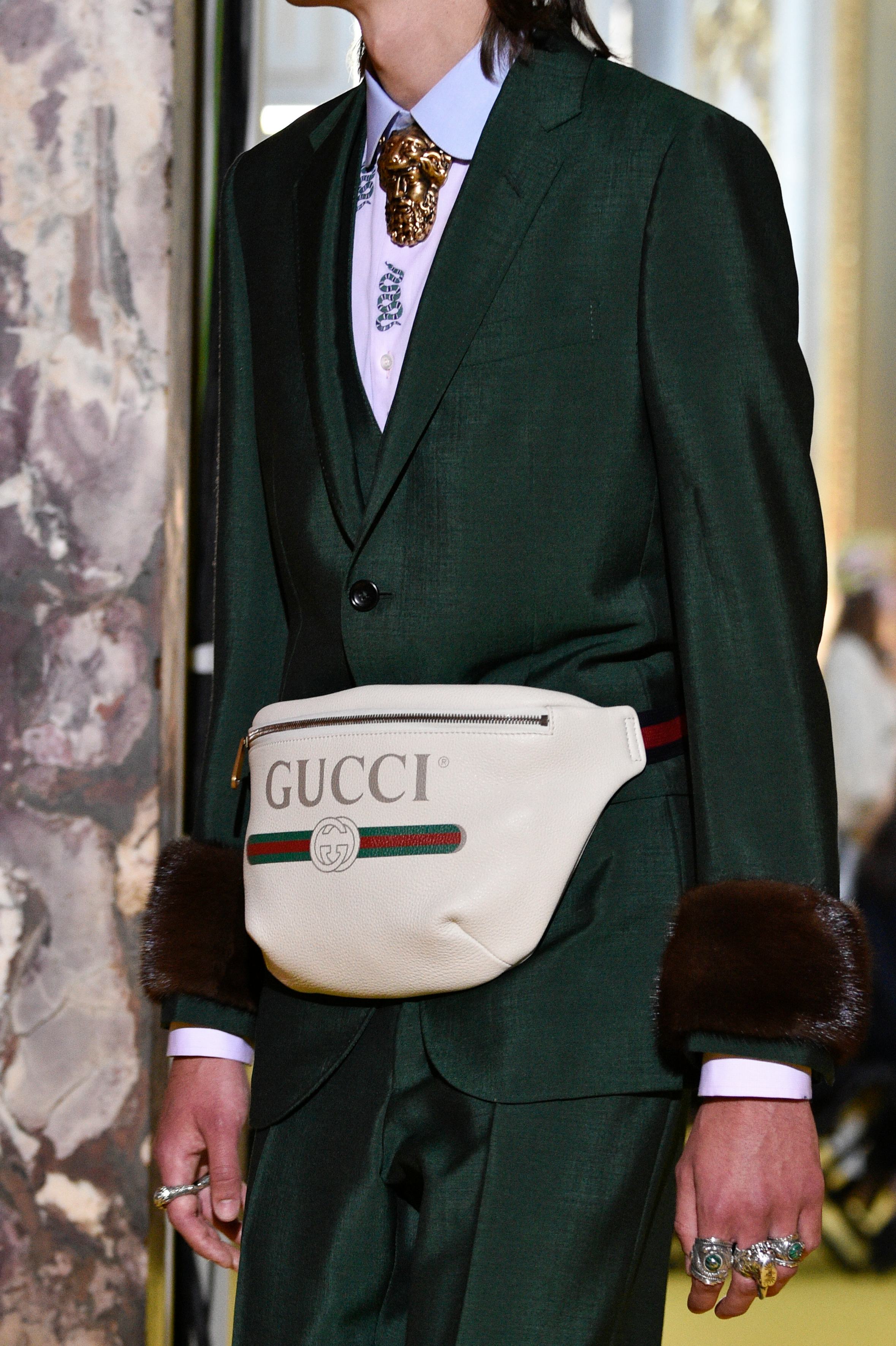 GUCCIレディースベルト GUCCI ベルト レディース ブラック ゴールド 正規品 - メルカリ