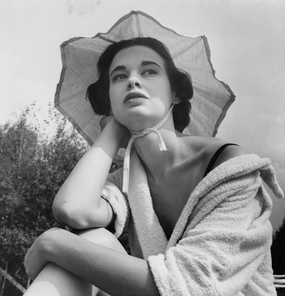 A Look Back at Gloria Vanderbilt’s Heiress Style Through the Years