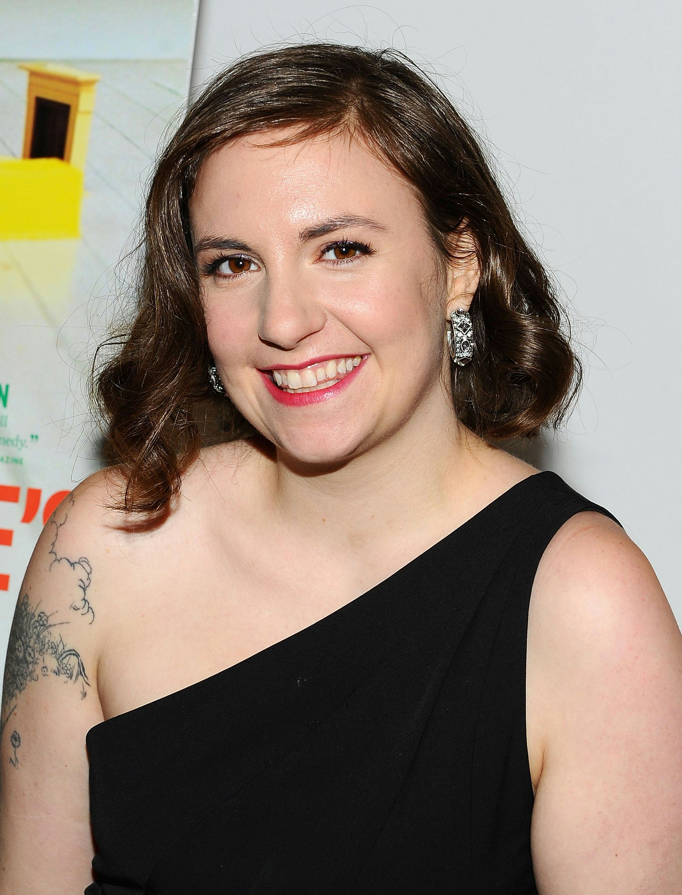 Lena Dunham’s Most Daring Beauty Looks, from a Platinum Bob to Her
