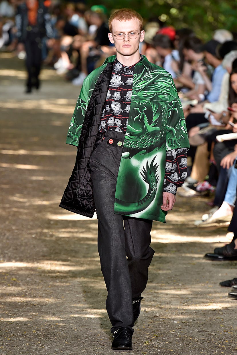 Balenciaga : Runway - Paris Fashion Week - Menswear Spring/Summer 2018
